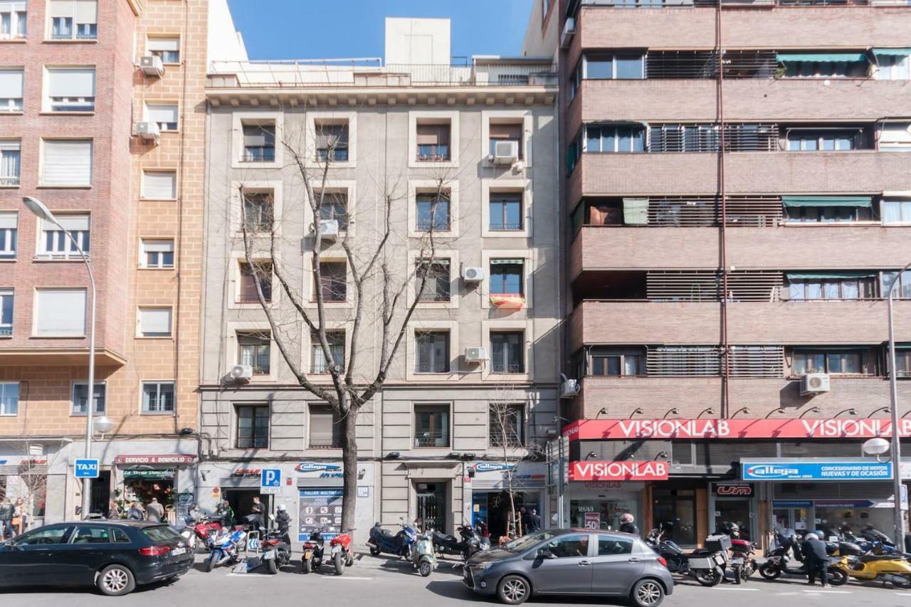 Centro De Madrid A Un Paso En Esta Casa De Lujo Villa Exterior photo
